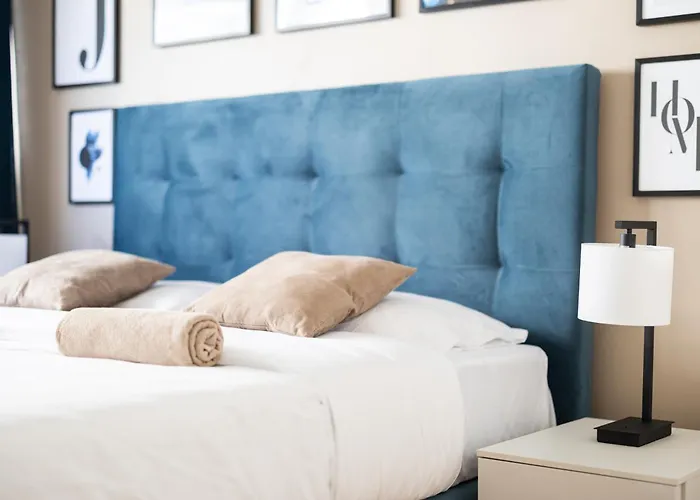 Appartement Renove Avec Style Au Coeur D\'Annecy
